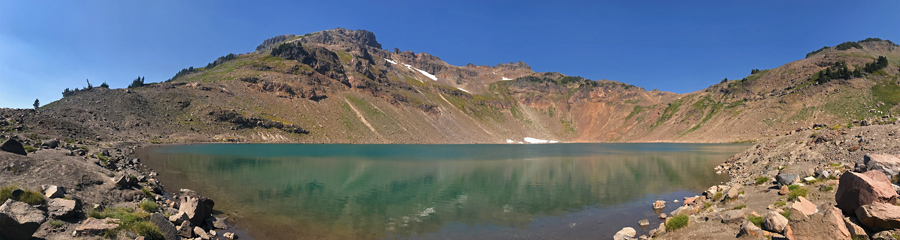 Goat Lake at Goat Rocks in WA