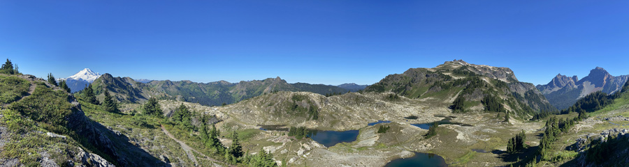 Yellow Aster Butte at North Cascades NP in WA