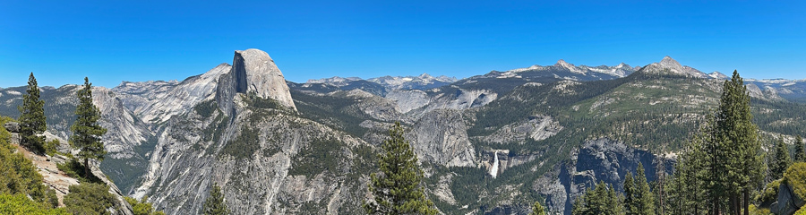 Washburn Point at Yosemite NP in CA